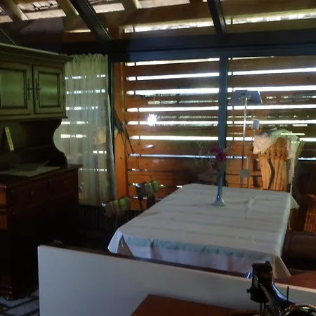 아파트 Kari's Schueuer By Interhome