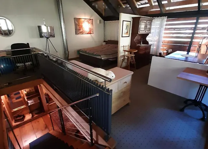 Kari's Schueuer By Interhome