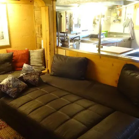 Kari's Schueuer By Interhome דירה *